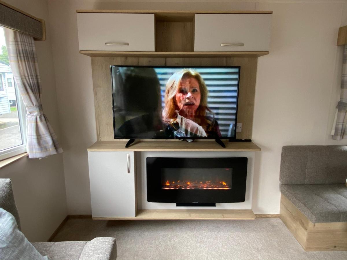 Haggerston Castle 6 Berth Caravan - Riverside 37 Cheswick  Exteriér fotografie