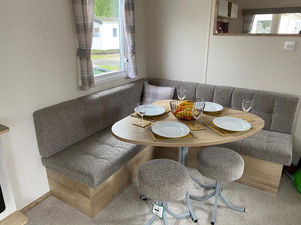 Haggerston Castle 6 Berth Caravan - Riverside 37 Cheswick  Exteriér fotografie